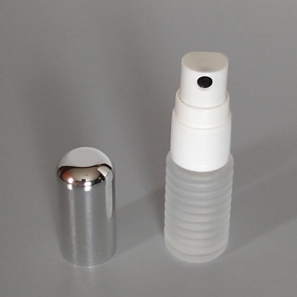 Silver Tone Atomizer - Picture 1 of 5